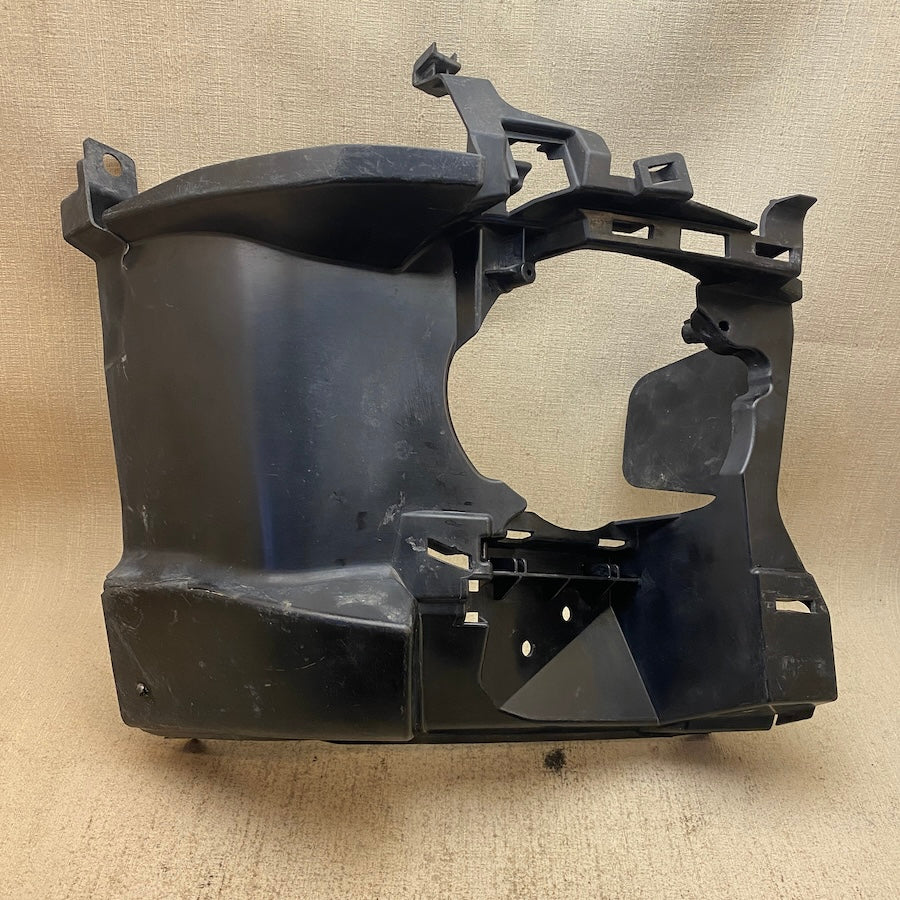 BMW 3 F30 Lci Sis Far Braketi 7386362