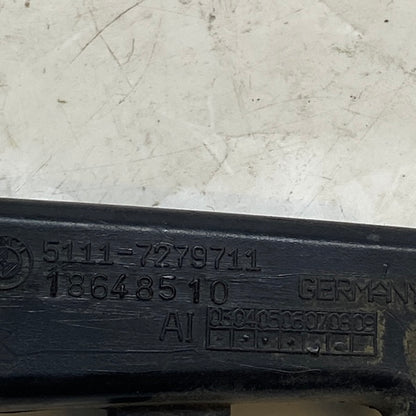 BMW 3 F30 Ön Sol Çamurluk Bağlantı Braketi 5111 En Uygun Oto Parça