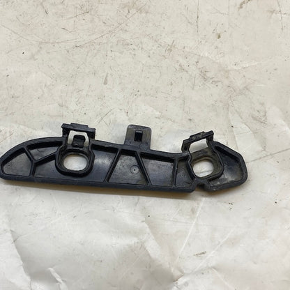 BMW 3 F30 Ön Sol Çamurluk Bağlantı Braketi 5111 En Uygun Oto Parça