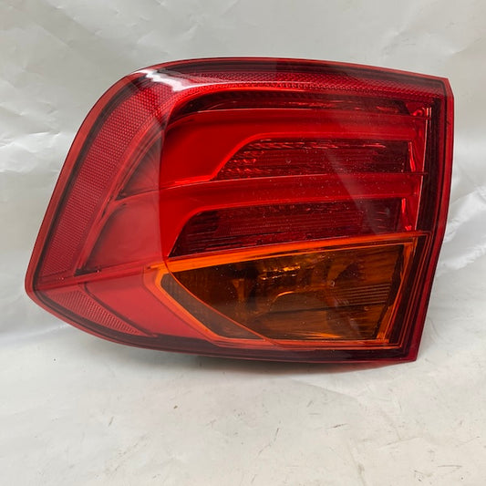 BMW 3 F30 Sağ Dış Stop Lambası Orijinal