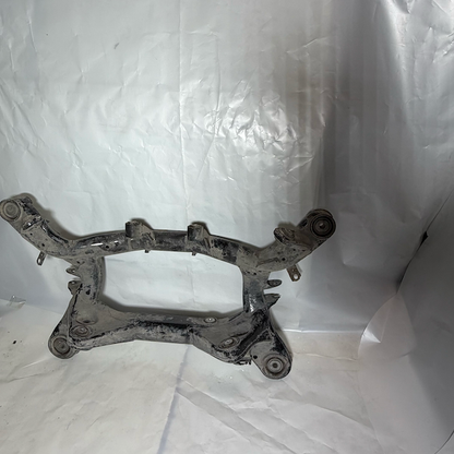 BMW 3 Serisi F30 Arka Travers (Dingil) Orijinal Çıkma En Uygun Oto Parça