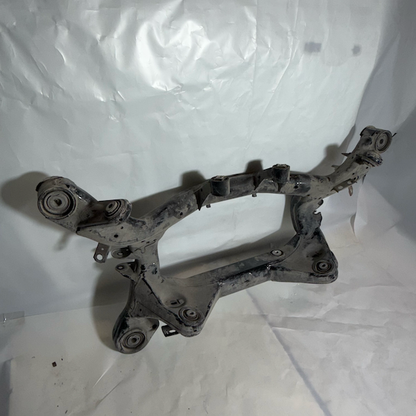 BMW 3 Serisi F30 Arka Travers (Dingil) Orijinal Çıkma En Uygun Oto Parça