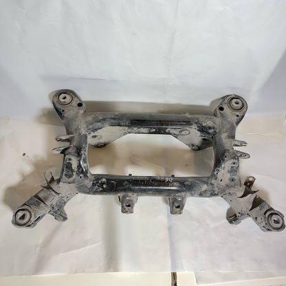 BMW 3 Serisi F30 Arka Travers (Dingil) Orijinal Çıkma En Uygun Oto Parça