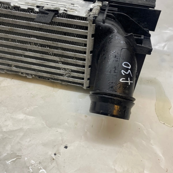 BMW 3/4 Serisi F30/F36 N47 Turbo Radyatörü 1751768809 En Uygun Oto Parça