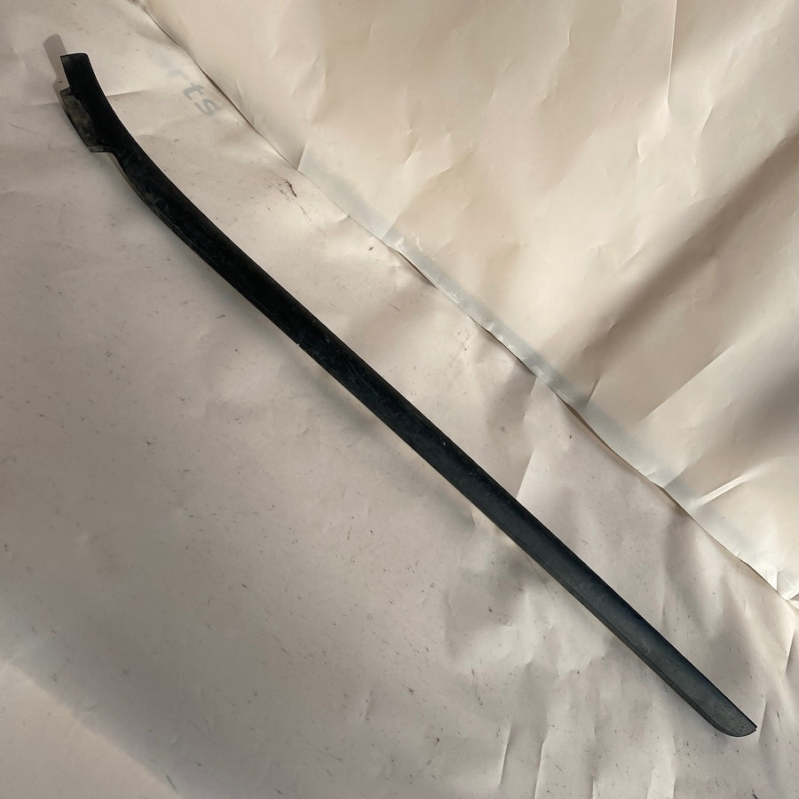 BMW 4 F36 Ön Cam Kenar Çıtası 5131 7285928