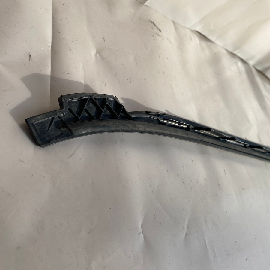 BMW 4 F36 Ön Cam Kenar Çıtası 5131 7285928
