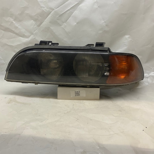 BMW 5 E39 Sol Far Halojen (İç Ayakları Kırık) Orijinal