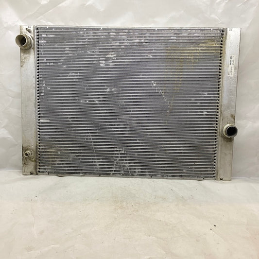 BMW 5 E60/E65 5.20i/5.30 Su Radyatörü 8MK376718-001 En Uygun Oto Parça