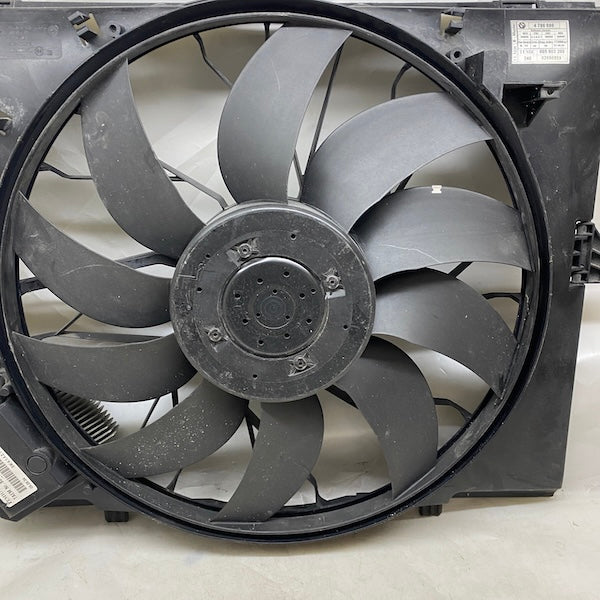 BMW 5 E60/X3 E86 Radyatör Soğutucu Fan Seti 75789022 Orijinal Çıkma En Uygun Oto Parça