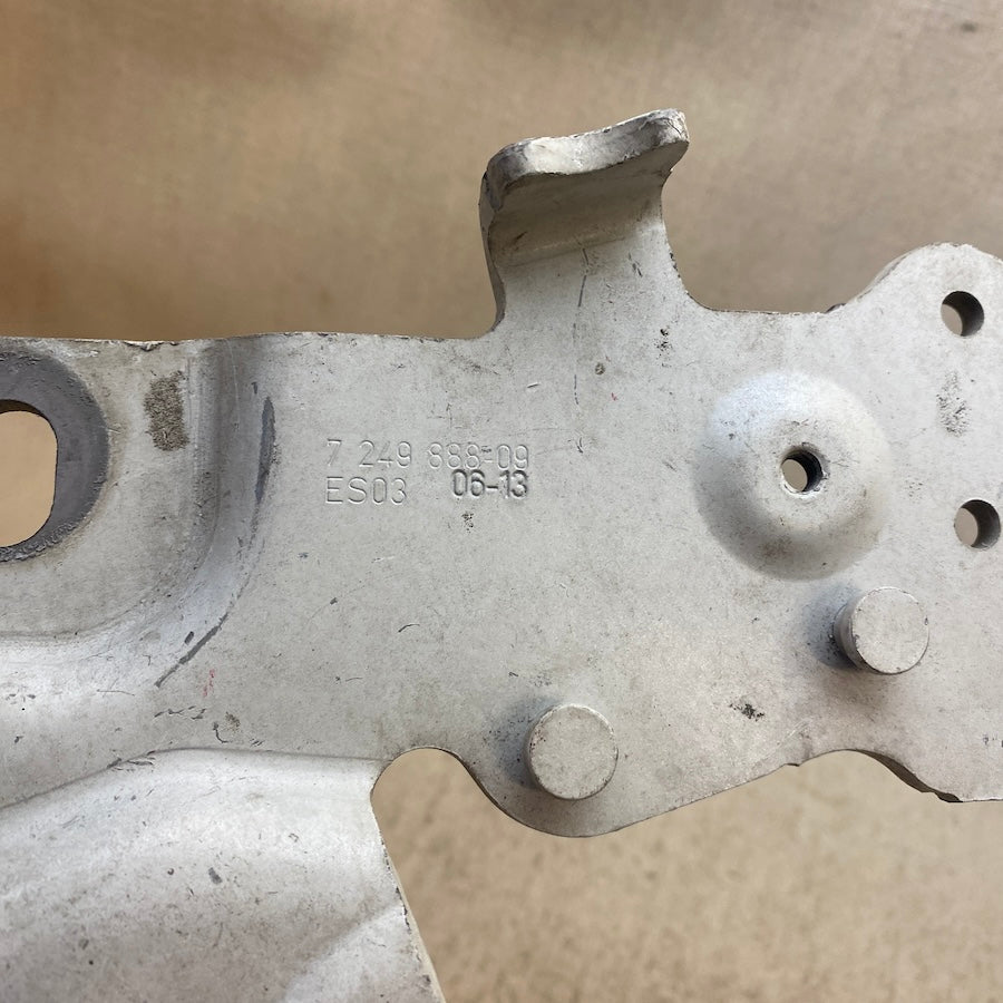BMW 5 F10 Kaput Menteşesi 724988809