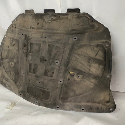 BMW 5 F10 Kaput Süngeri/Keçesi Orijinal Çıkma En Uygun Oto Parça