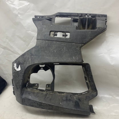 BMW 5 F10 M Sağ Sis Braketi 51117906188 En Uygun Oto Parça