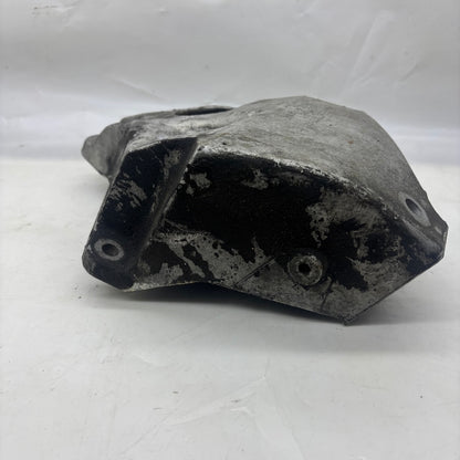 BMW 5 F10 Motor Bağlantı Braketi 2211-6793003-02 - En Uygun Oto Parça