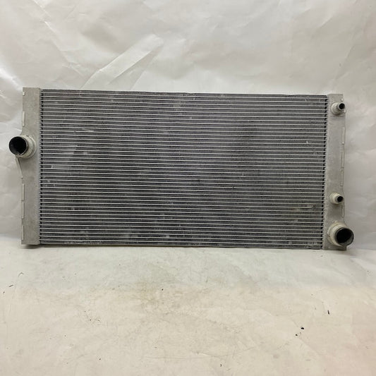 BMW 5 F10 Motor Su Radyatörü 8509175 Orijinal Çıkma