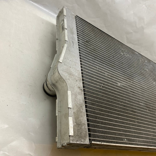 BMW 5 F10 Motor Su Radyatörü 8509175 Orijinal Çıkma