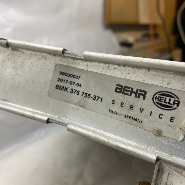 BMW 5 F10 Motor Su Radyatörü 8509175 Orijinal Çıkma