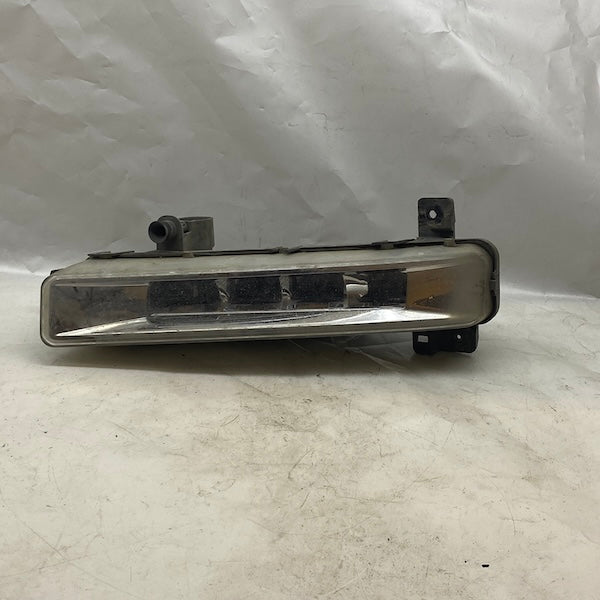 BMW 5 G30 Sağ Sis Farı 90051532 18-22 En Uygun Oto Parça