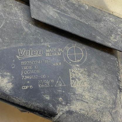 BMW 5 G30 Sağ Sis Farı 90051532 18-22 En Uygun Oto Parça