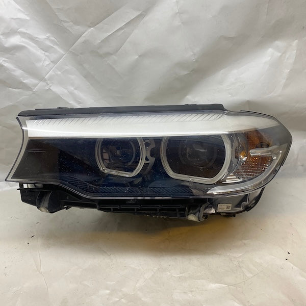 BMW 5 G30 Sol Far 8499111-01 En Uygun Oto Parça