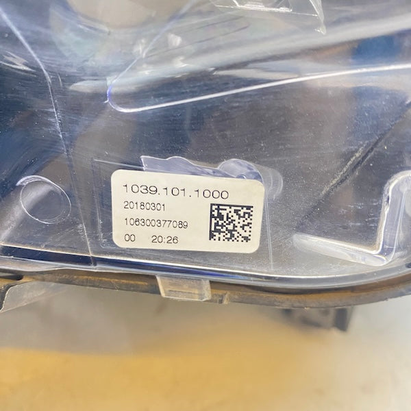 BMW 5 G30 Sol Far 8499111-01 En Uygun Oto Parça