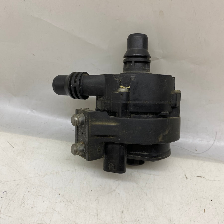 BMW 5 G30/G31 İlave Su Pompası 9372723-03 Orijinal Çıkma