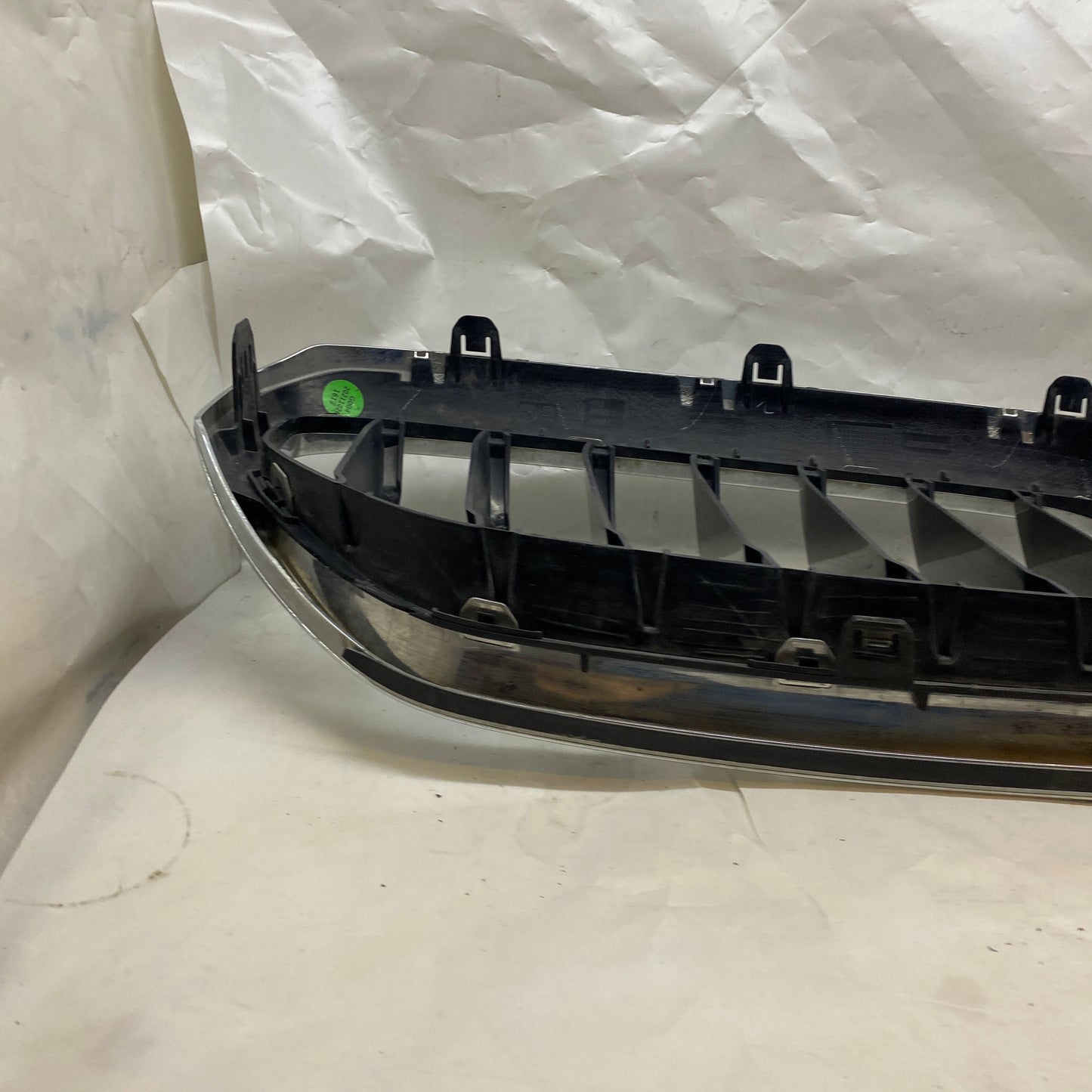 BMW 5 G30/G31 Ön Panjur 5113185178 Orijinal Çıkma En Uygun Oto Parça