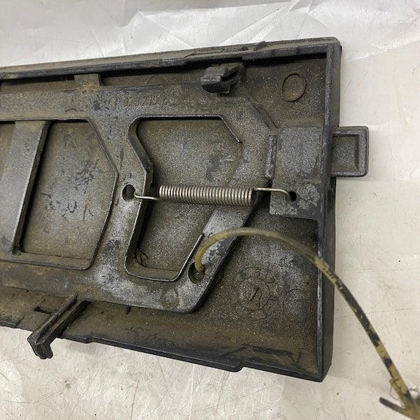 BMW 5 Serisi E34 Ön Çeki Kapağı 1973719 En Uygun Oto Parça