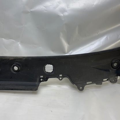 BMW 5 Serisi F07 GT Ön Cam Altı Su Tahliye Paneli 51717199752 Orijinal (2010–2017)