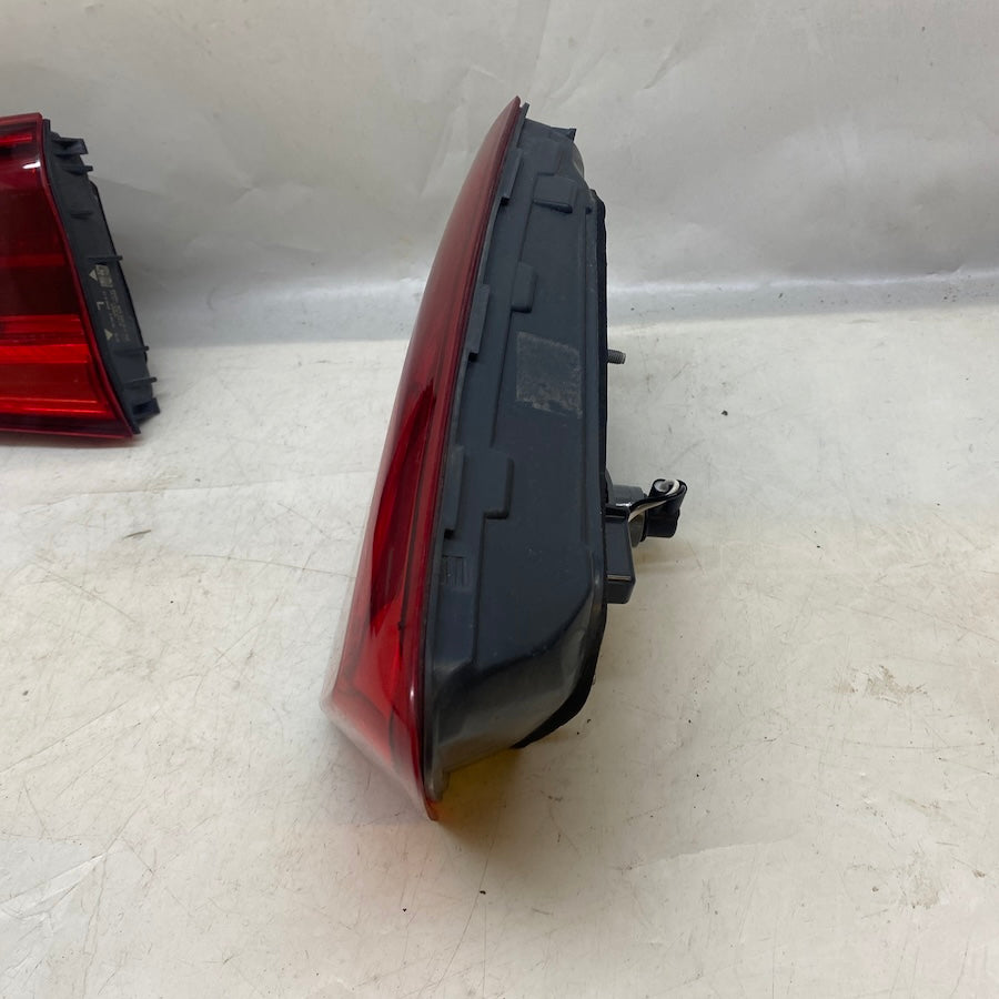 BMW 5 Serisi G30 Bagaj İç Stop Lambası 630341L/63034R 17-20