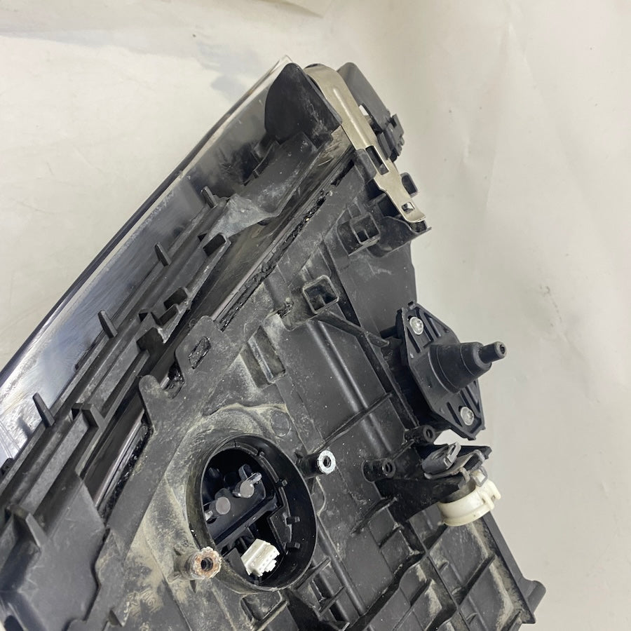 BMW 5 Serisi G30 Full LED Far Sıfırlanmış 8499112-01 17-20