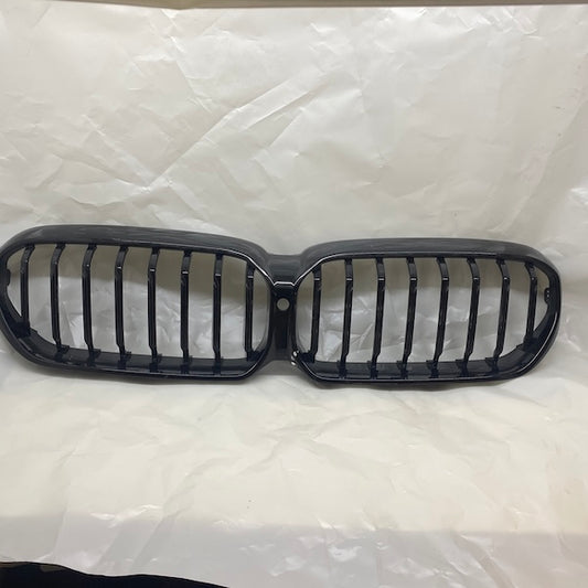 BMW 5 Serisi G30 LCI F90 Ön Panjur Kameralı 51129852283