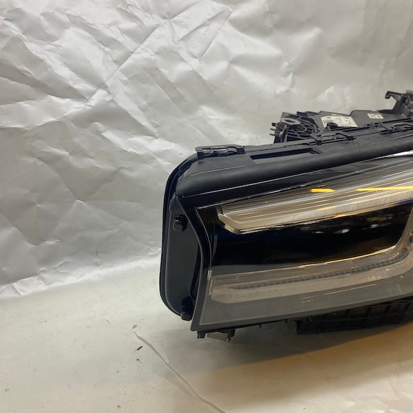 BMW 5 Serisi G30 LCI Sol Far Orijinal 5A388C7-04 En Uygun Oto Parça