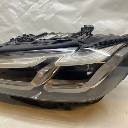 BMW 5 Serisi G30 LCI Sol Far Orijinal 5A388C7-04 En Uygun Oto Parça