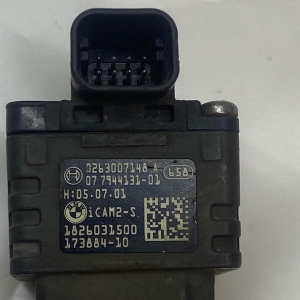 BMW 5 Serisi G30 Ön Panjur Kamerası 077944131-01