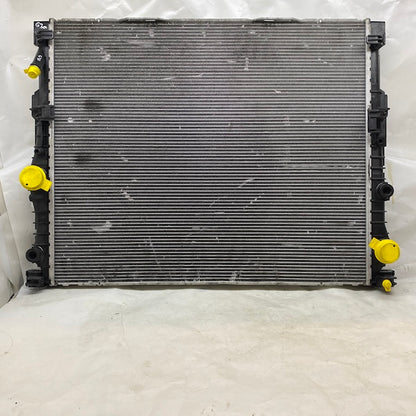 BMW 5/6/7 G30 Su Radyatörü 8686026 Orijinal Çıkma En Uygun Oto Parça