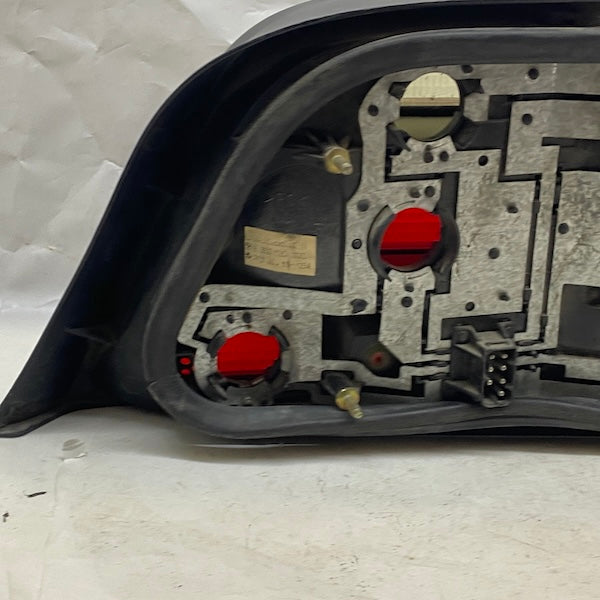 BMW 7 E38 Sol Stop 1996- 8352025 Orijinal Çıkma En Uygun Oto Parça