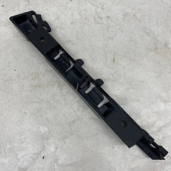 BMW 7 E65 Ön Tampon Bağlantı Braketi Sağ 51117135576