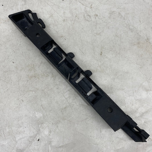 BMW 7 E65 Ön Tampon Bağlantı Braketi Sağ 51117135576