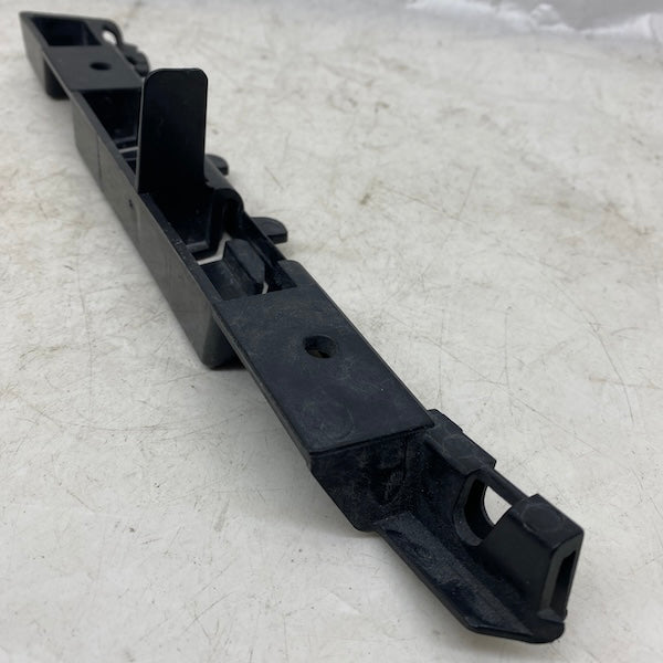 BMW 7 E65 Ön Tampon Bağlantı Braketi Sağ 51117135576