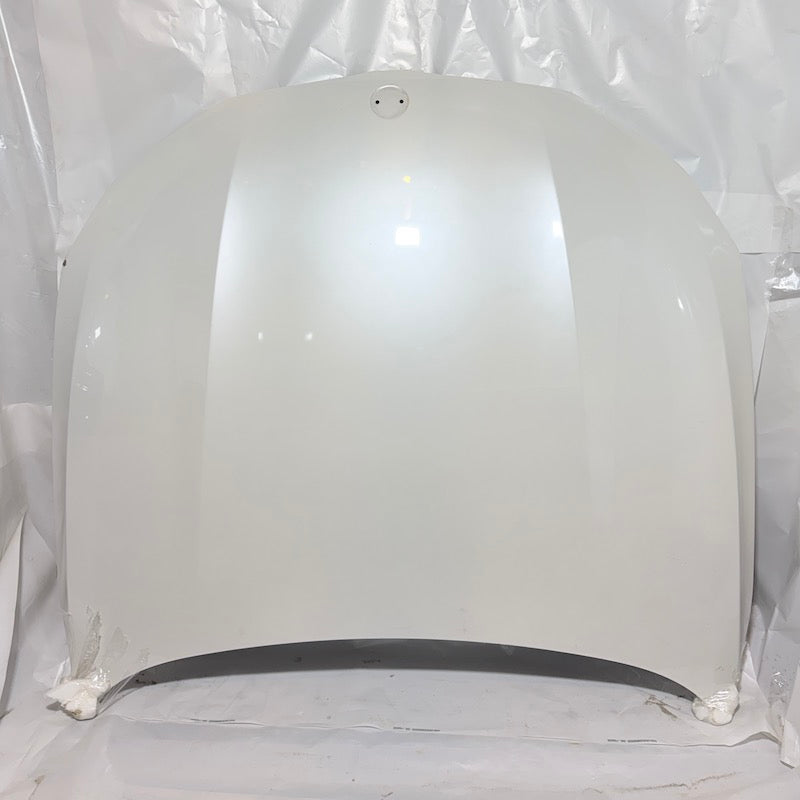 BMW 7 Serisi G11/G12 Motor Kaputu 5263177 Sedef Beyaz Beyaz En Uygun Oto Parça