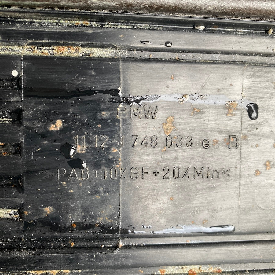 BMW E36 M52 320i 323i 328i Motor kapağı 11.12-1748 633