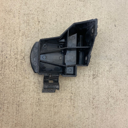 BMW E46 Arka Tampon Yan Montaj Braketi 8195321/8195322