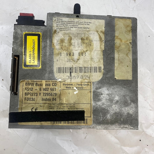 BMW E46 Radio Kaset Çalar 6512-6902661 02-06
