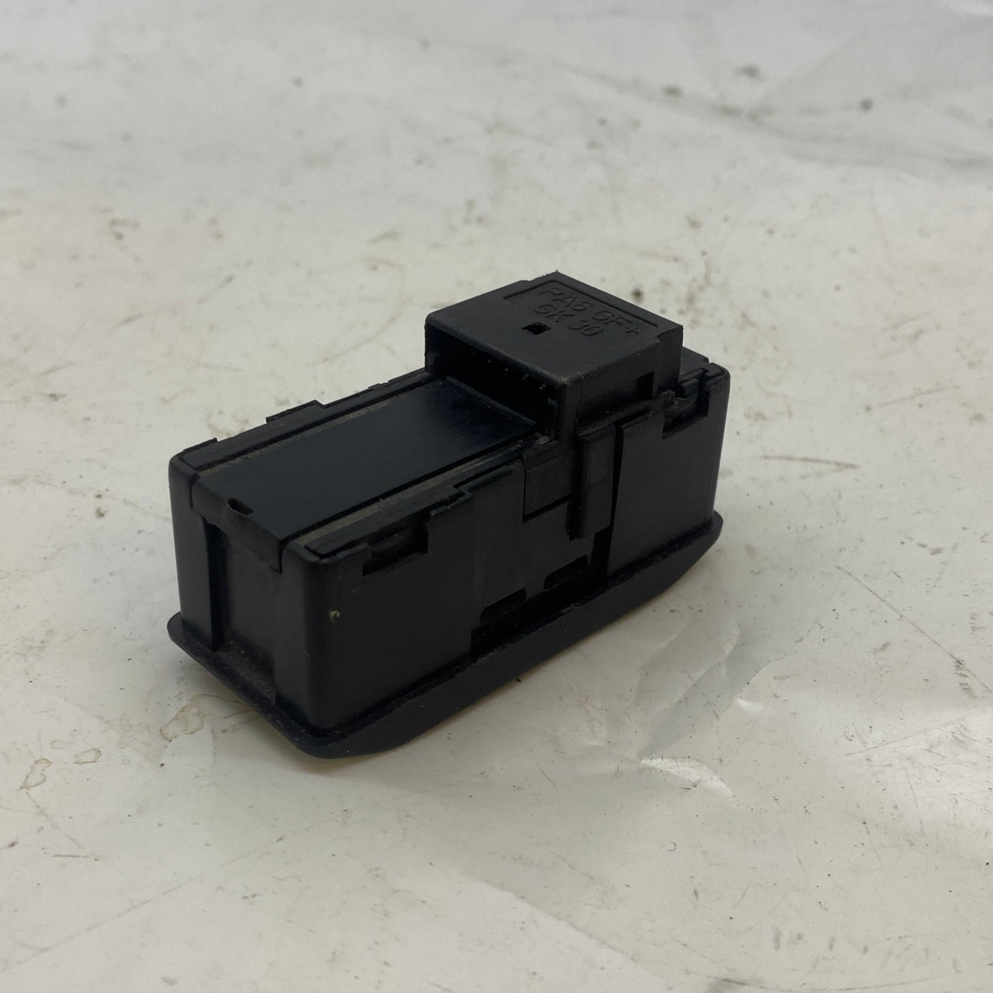 BMW E46 Tente Düğmesi 6131 8352182 00-06