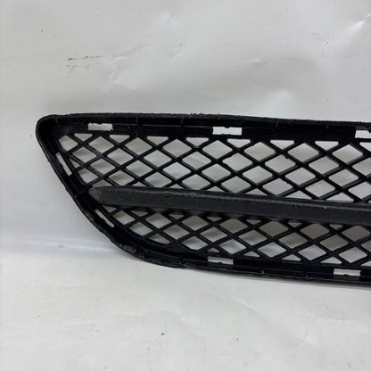 BMW E90 3 Ön Tampon Orta Izgara 5111-7154556 - En Uygun Oto Parça