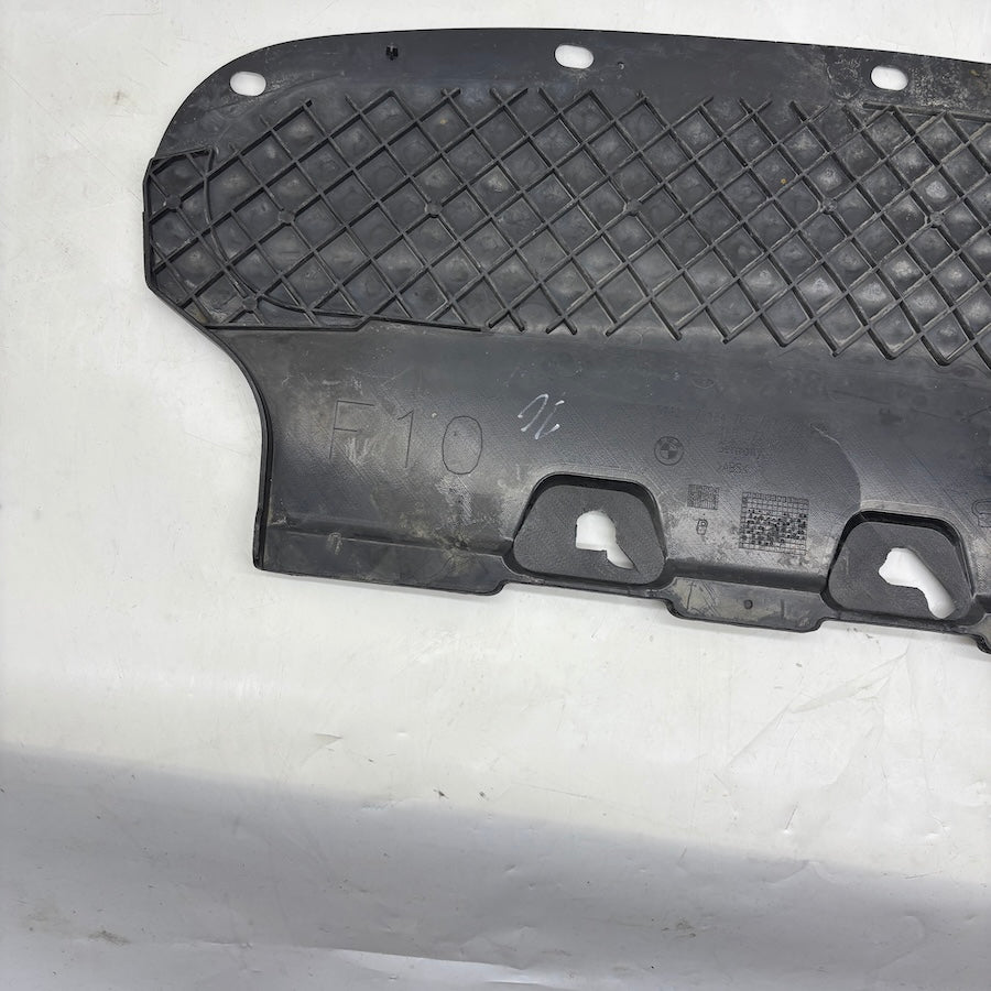 BMW F10 Arka Tampon Alt Deflektör 51127184765