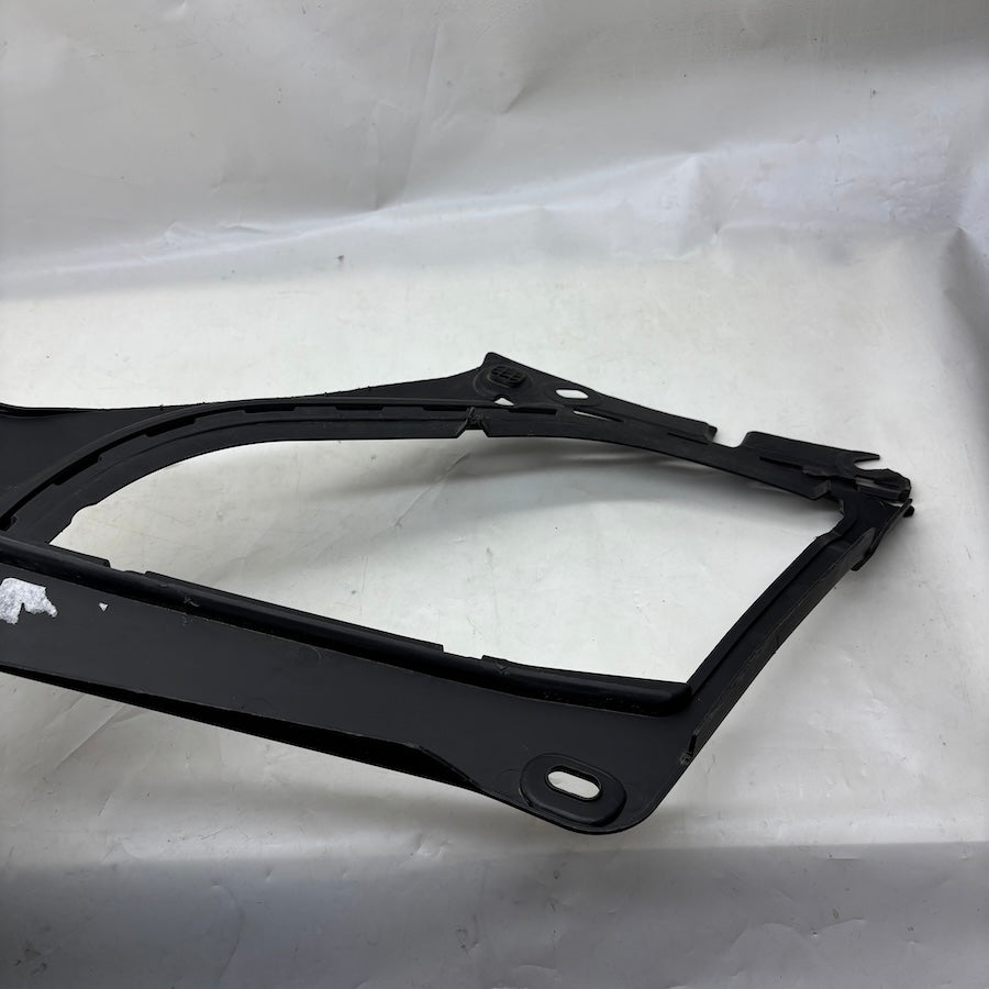 BMW F10 Çamurluk Üst Kaplaması 51767019804