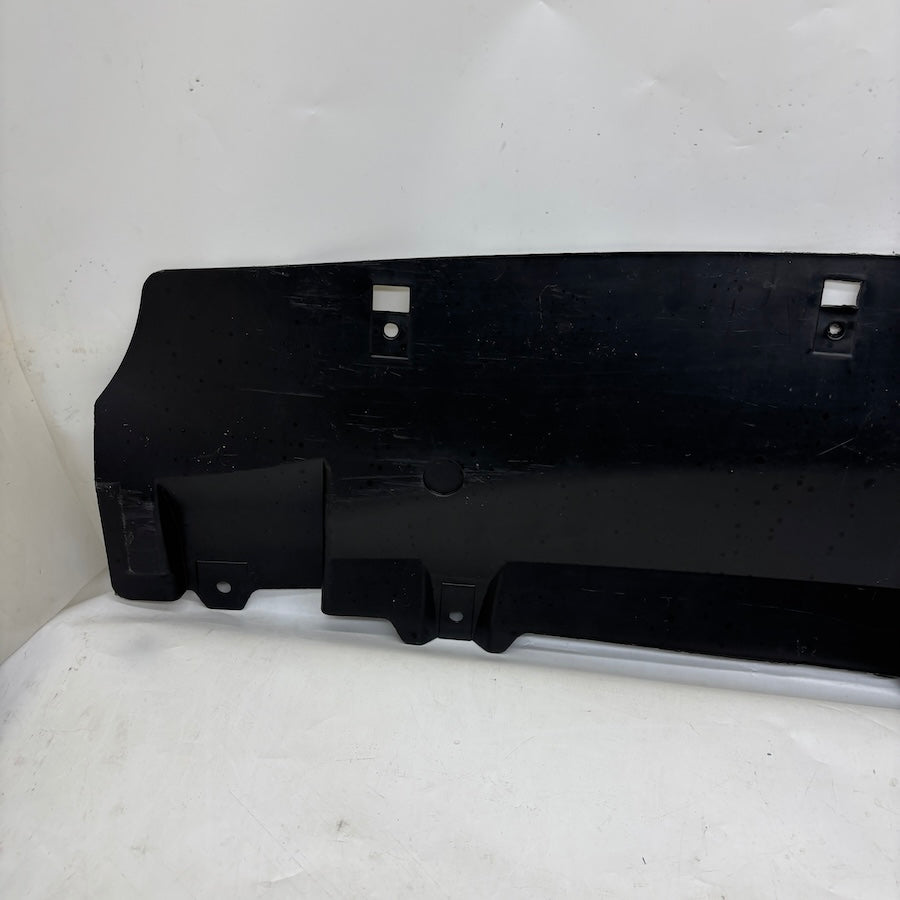 BMW F10 LCI Ön Tampon Alt Muhafaza 51767905276