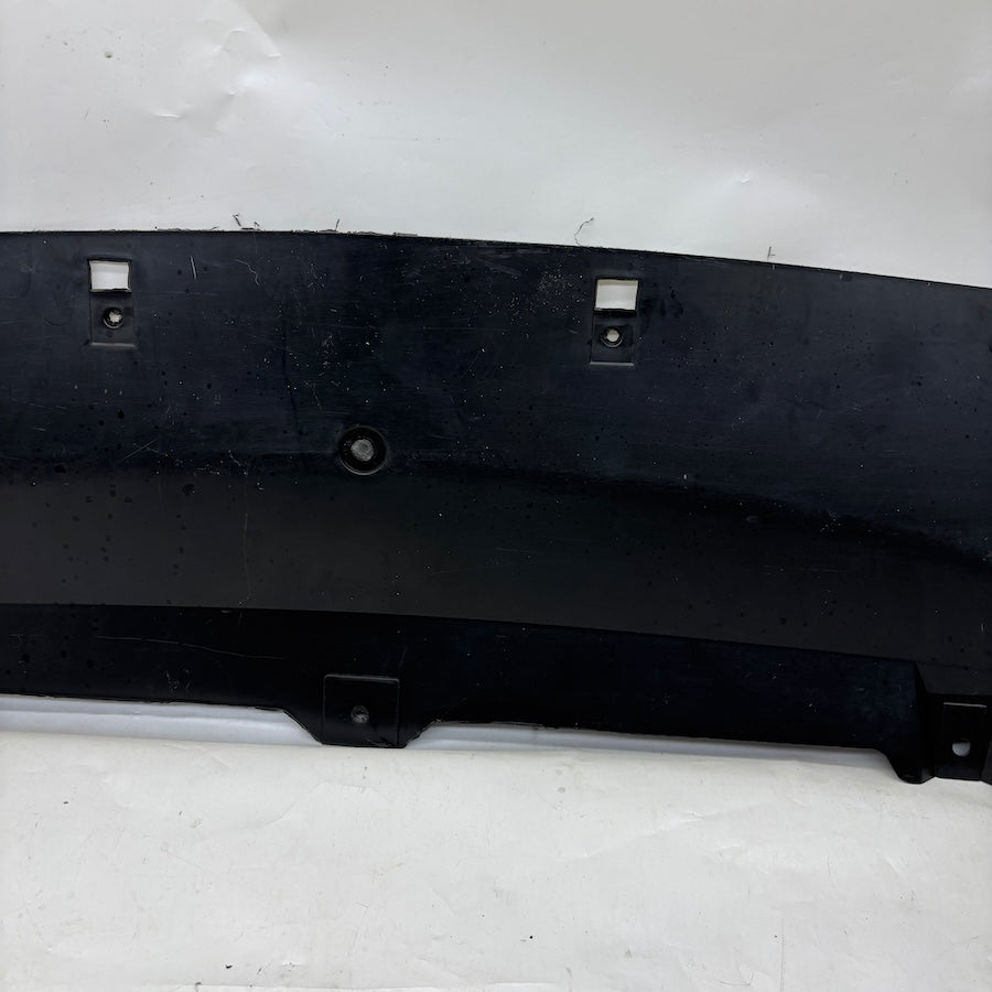 BMW F10 LCI Ön Tampon Alt Muhafaza 51767905276