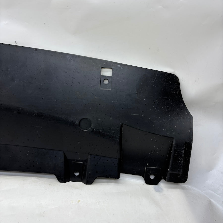 BMW F10 LCI Ön Tampon Alt Muhafaza 51767905276